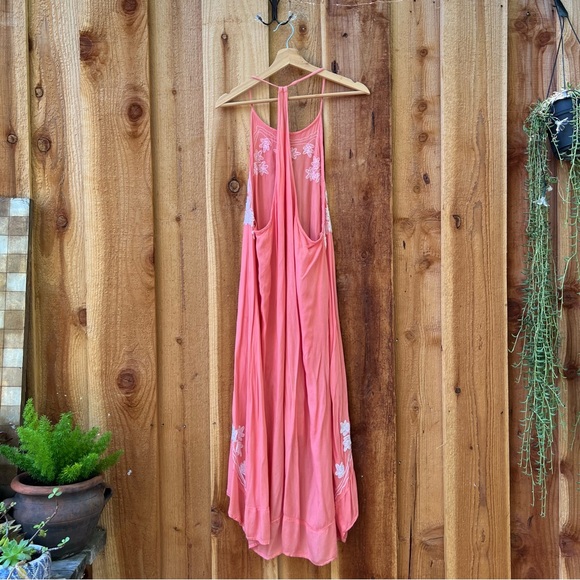 Vintage Coral and White Embroidered Halter High-Lo Beach Dress 🌿 - Picture 6 of 8